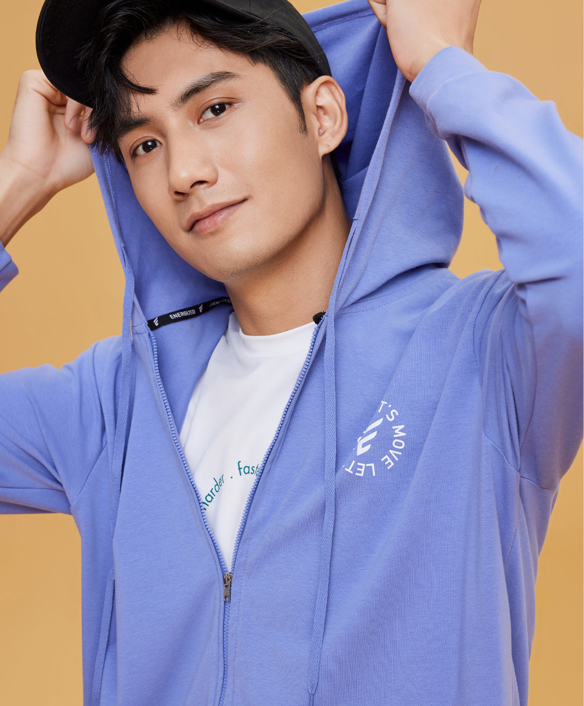 medium blue