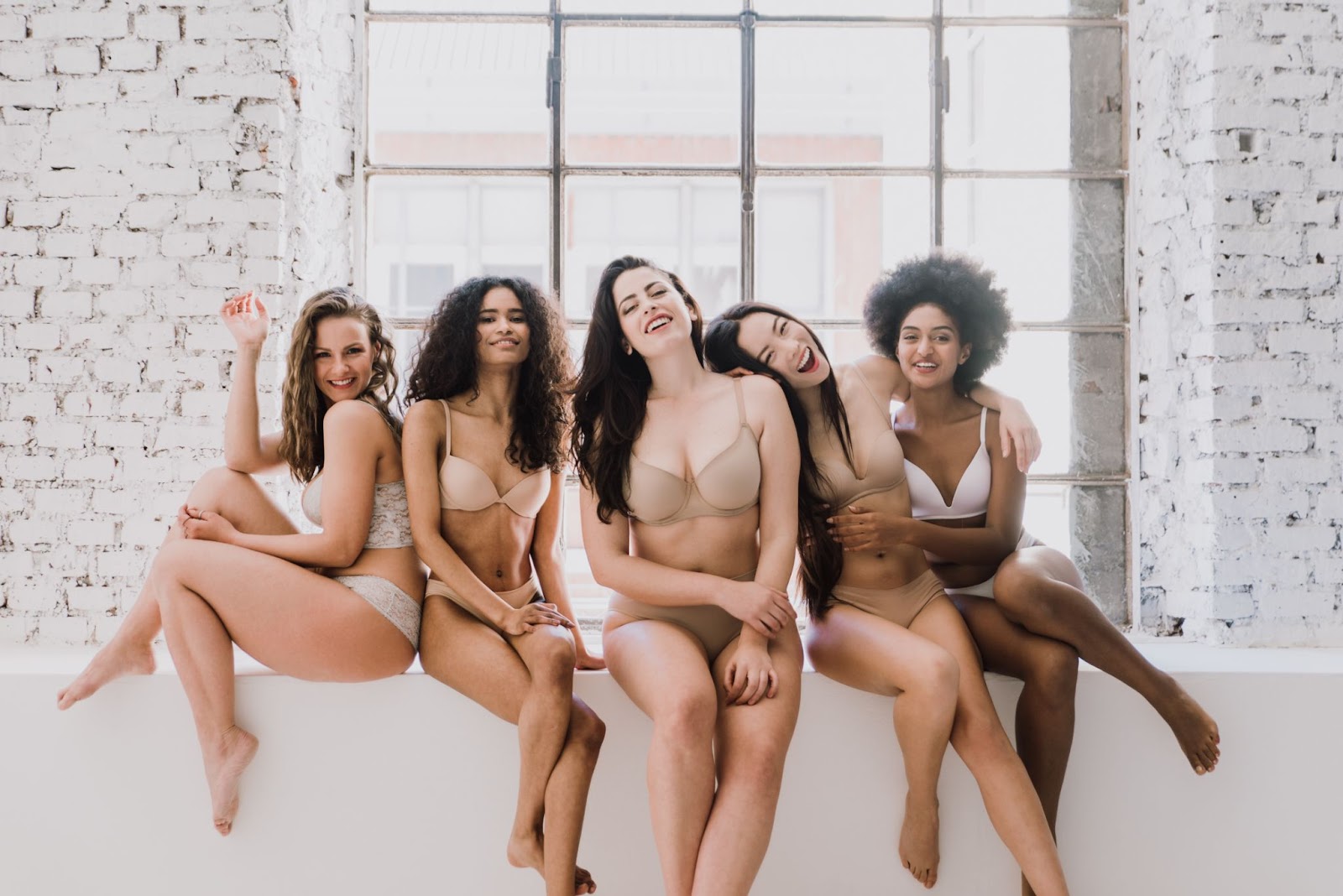 Women Wearing Lingerie In Malaysia