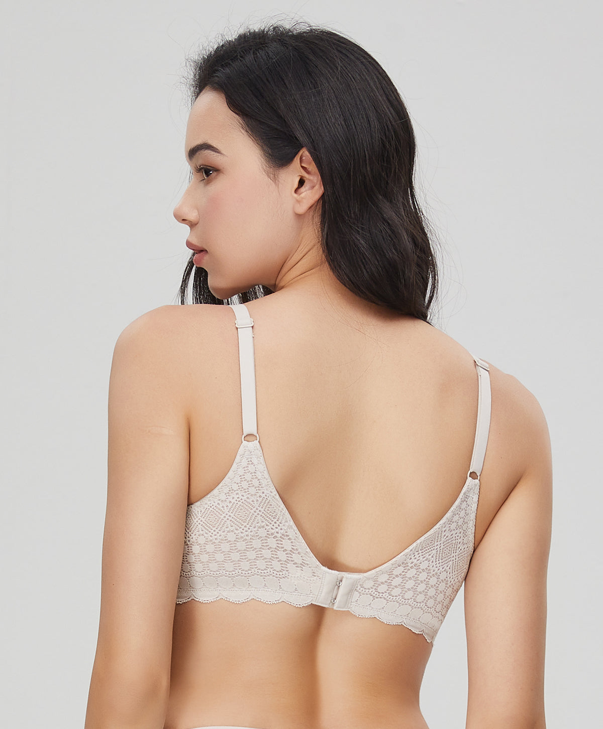 Sustainable Lace Wireless Bralette 609-62283