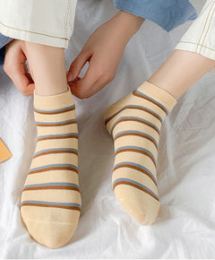 15 Various Types Of Socks For Ladies (Pictures And Chart)